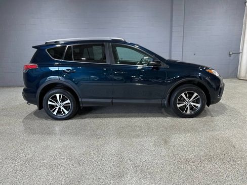 Used 2017 Toyota RAV4 XLE w/ Plus Extra Value Package AWD/4WD image 3