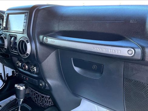 Used 2016 Jeep Wrangler Unlimited Sport w/ Quick Order Package 24S image 18