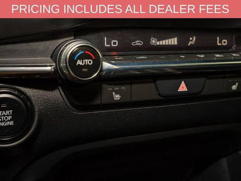 Used 2024 MAZDA MAZDA3 s FWD image 14