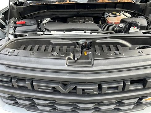 Used 2025 Chevrolet Silverado 1500 Custom w/ Turbomax Blackout Package image 20