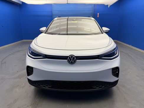 Used 2023 Volkswagen ID.4 Pro S AWD/4WD image 3