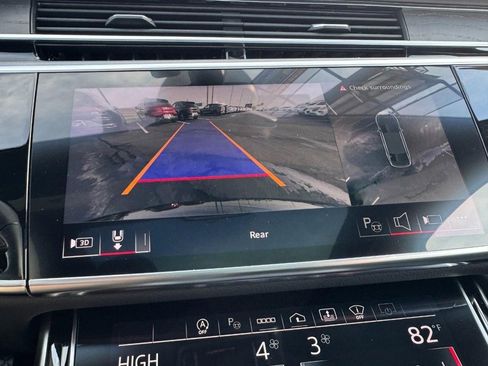 Used 2024 Audi A8 L 3.0T image 23