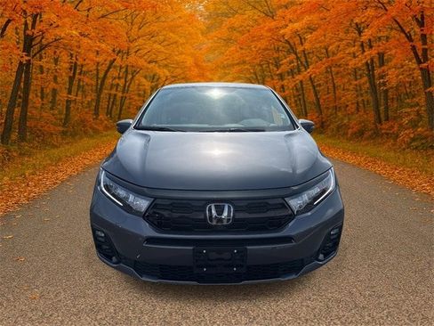Certified 2026 Honda Odyssey Elite image 2