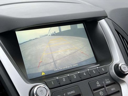 Used 2015 Chevrolet Equinox LT w/ Driver Convenience Package image 23