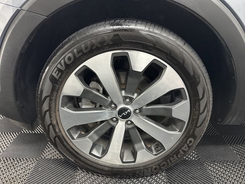 Used 2022 Kia Telluride EX w/ EX Premium Package image 41