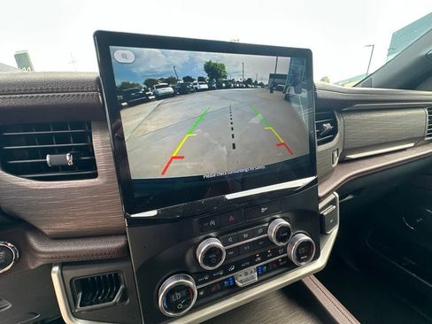Used 2024 Ford Expedition Max Limited RWD image 23