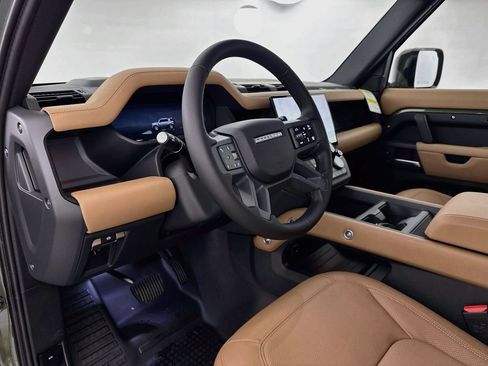 New 2026 Land Rover Defender 110 X-Dynamic SE AWD/4WD image 9