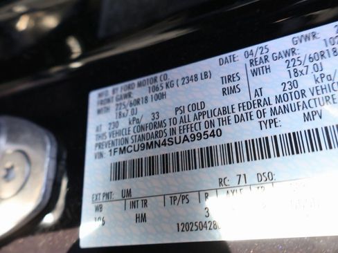 Used 2025 Ford Escape ST-Line image 39