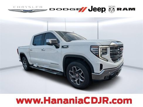 Used 2022 GMC Sierra 1500 SLT w/ SLT Premium Plus Package image 1