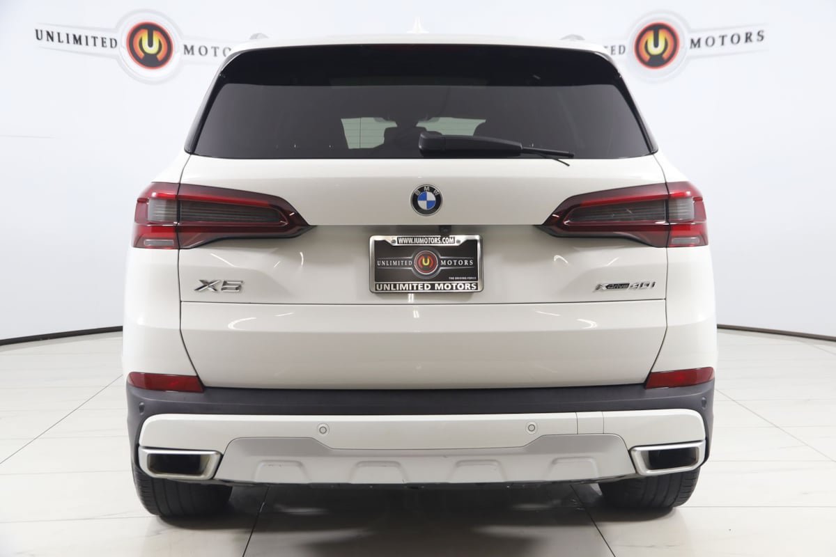 Used 2023 BMW X5 xDrive40i w/ Premium Package AWD/4WD image 45