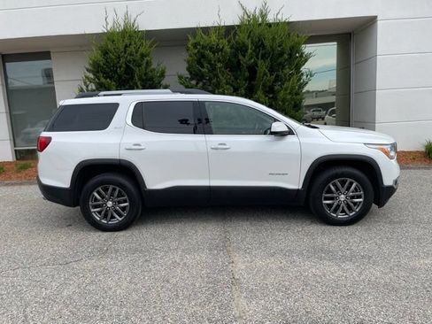 Used 2019 GMC Acadia SLT AWD/4WD image 3