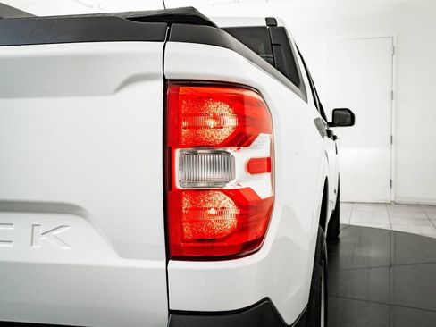 Used 2024 Ford Maverick XL image 9