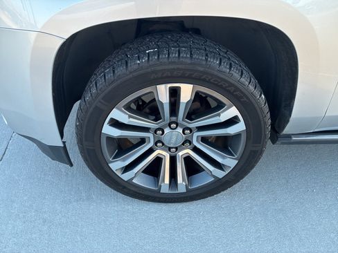 Used 2018 GMC Yukon XL Denali w/ Denali Ultimate Package image 11