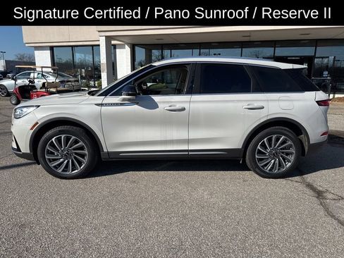 Used 2024 Lincoln Corsair Reserve w/ Equipment Group 201A image 9