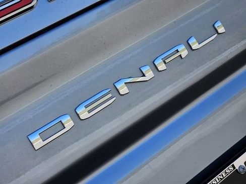 New 2026 GMC Sierra 2500 Denali w/ Denali Reserve Package image 7