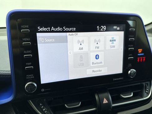 Used 2021 Toyota C-HR XLE image 19