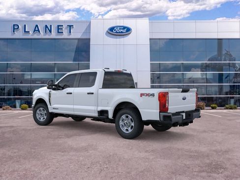 New 2026 Ford F250 XLT w/ FX4 Off-Road Package AWD/4WD image 5