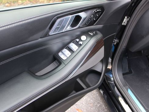 New 2026 BMW X7 xDrive40i w/ Executive Package image 30