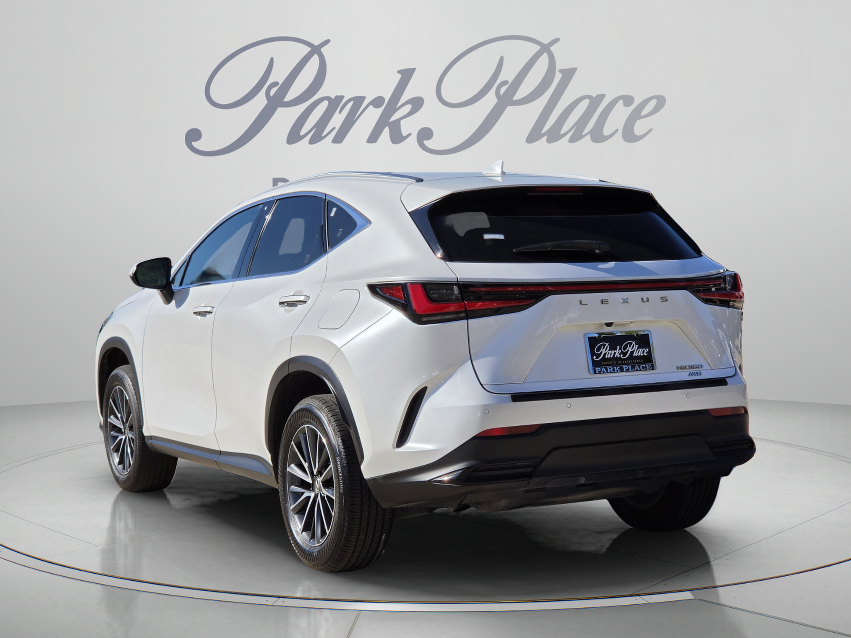 Used 2024 Lexus NX 350 AWD image 3