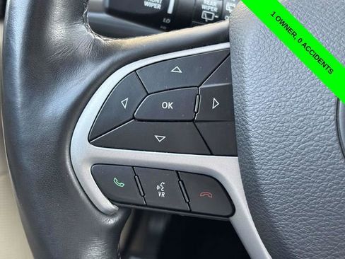 Used 2022 Jeep Grand Cherokee Laredo E w/ Security & Convenience Group image 12