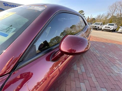 Used 2018 Dodge Challenger SXT w/ Blacktop Package image 6