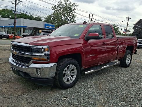 Used 2019 Chevrolet Silverado 1500 LT w/ All Star Edition AWD/4WD image 3