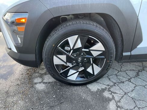 Used 2025 Hyundai Kona SEL image 30