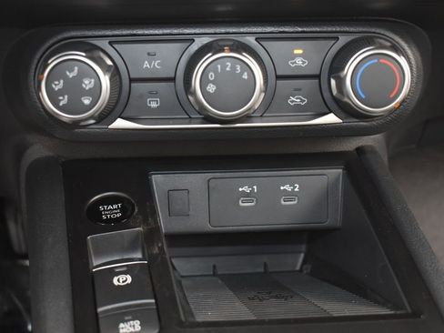 Used 2025 Nissan Kicks SV w/ Interior Electronics Package image 10