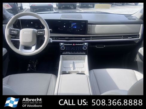 Used 2025 Hyundai Santa Fe Limited image 26