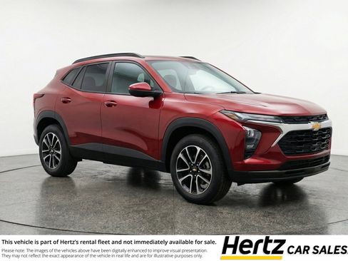 Used 2025 Chevrolet TrailBlazer LT image 1