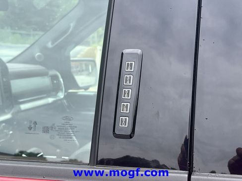 Certified 2022 Ford F150 Lariat w/ Equipment Group 502A High AWD/4WD image 32