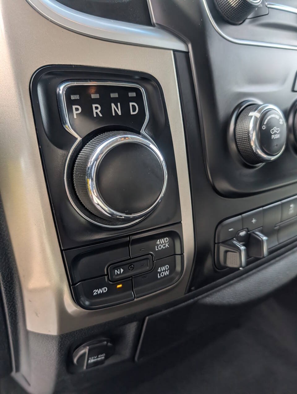 Used 2013 RAM 1500 Classic SLT w/ Premium Display Pkg AWD/4WD image 28