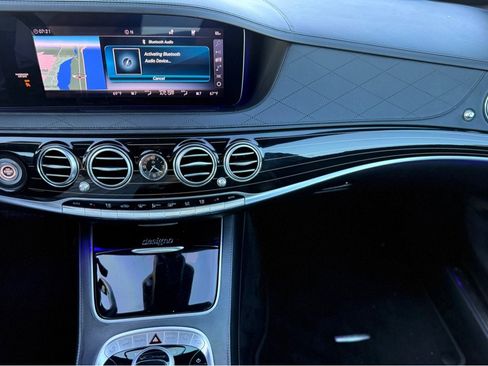 Used 2020 Mercedes-Benz S 560 Sedan image 11