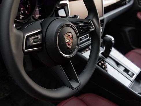 New 2026 Porsche Macan AWD/4WD image 19