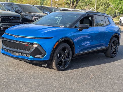 New 2026 Chevrolet Equinox EV RS FWD image 5