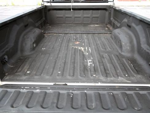 Used 2018 RAM 3500 Tradesman w/ Chrome Appearance Group AWD/4WD image 21