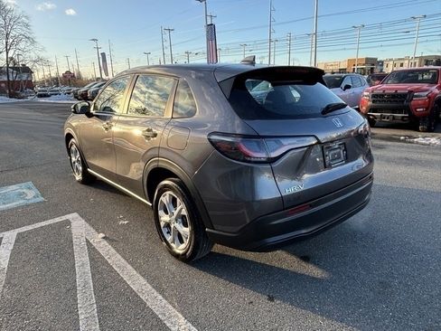 Used 2023 Honda HR-V LX image 5