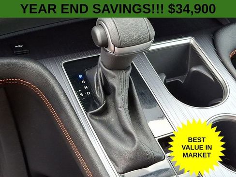 Used 2023 Toyota Sienna XSE image 18