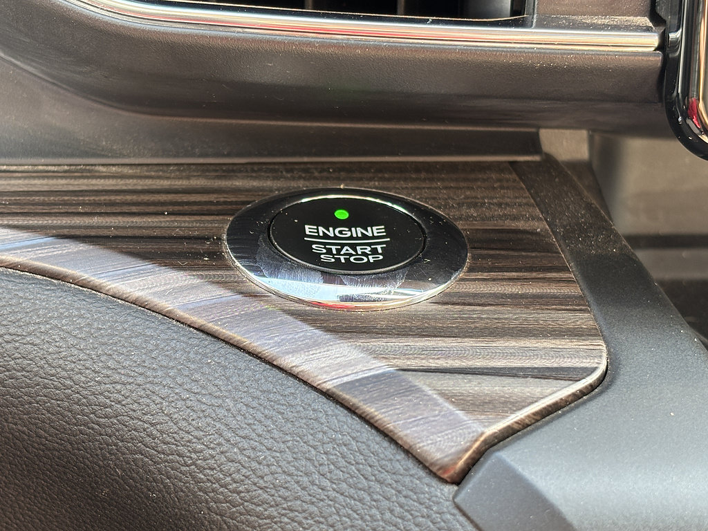 Used 2020 Ford Explorer Limited RWD image 15