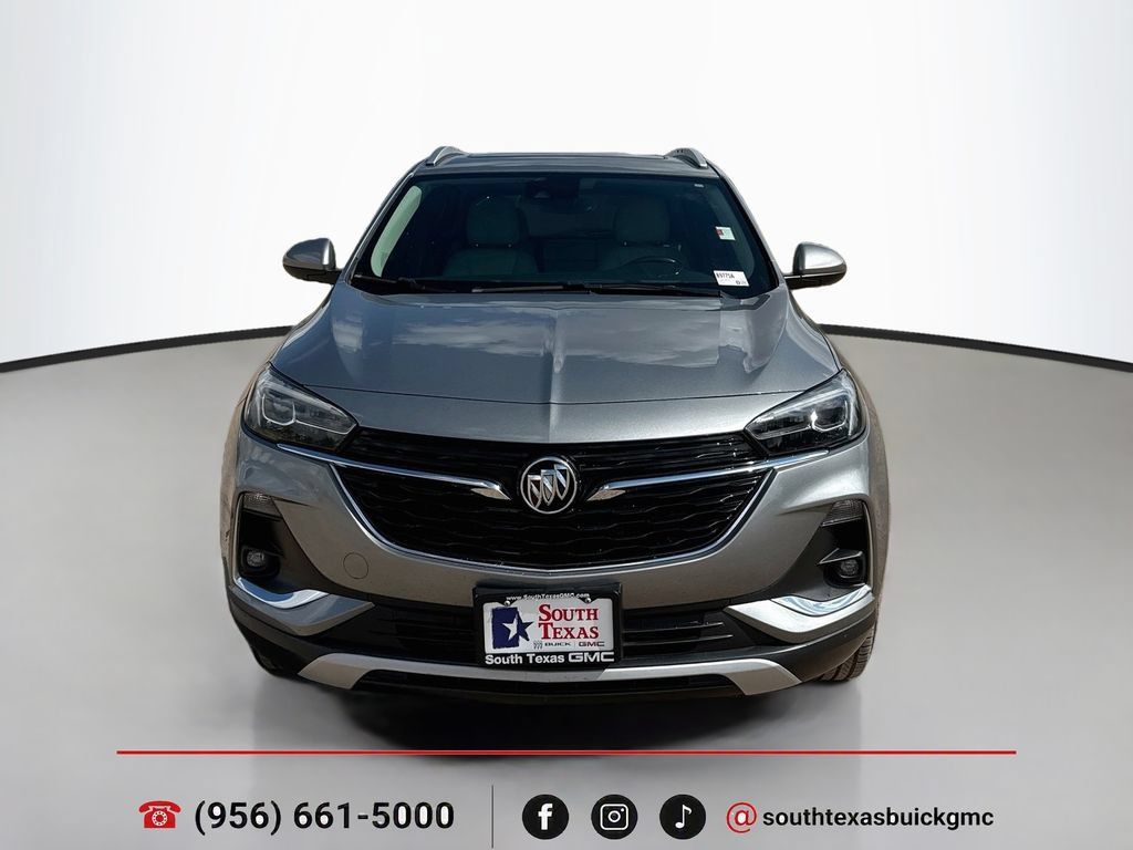 Used 2023 Buick Encore GX Essence w/ Experience Buick Package FWD image 2