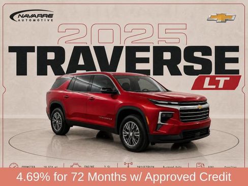 Used 2025 Chevrolet Traverse LT w/ Driver Confidence Package FWD image 1