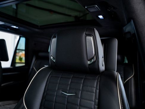 Used 2025 Cadillac Escalade V w/ LPO, Floor Liner Package image 39