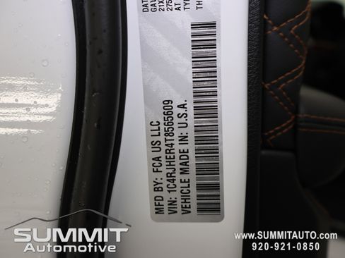 New 2026 Jeep Grand Cherokee Summit image 75