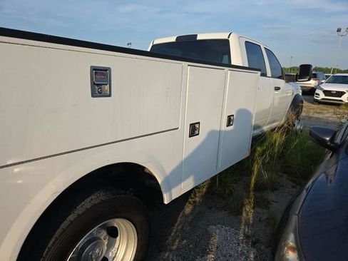 Used 2024 RAM 4500 Tradesman w/ Chrome Appearance Group AWD/4WD image 2