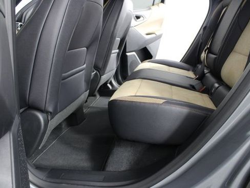 New 2026 Chevrolet Equinox ACTIV image 16