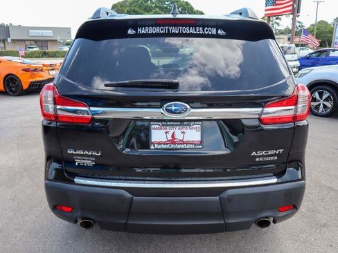 Used 2022 Subaru Ascent Limited w/ Technology Package AWD/4WD image 3