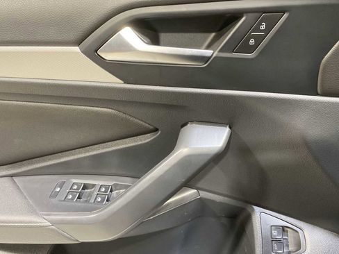 Used 2024 Volkswagen Jetta S image 23