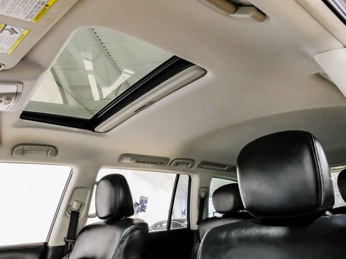 Used 2018 INFINITI QX80 2WD w/ Driver Assistance Package image 5