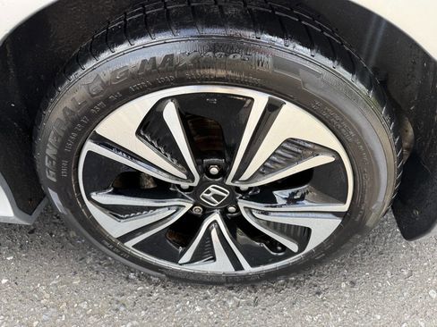 Used 2018 Honda Civic EX-T image 10