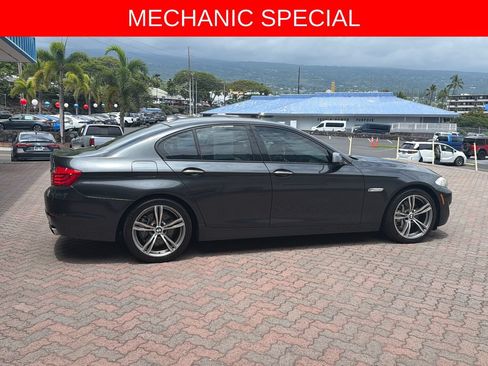 Used 2011 BMW 550i Sedan RWD image 5